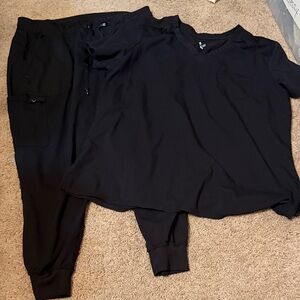 Med couture, black two-piece scrub set 2 XL top XL petite bottom
